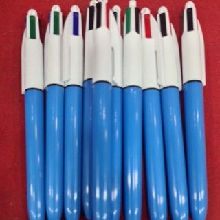 Caneta Bic 4 Cores Azul Vermelho Preto E Verde Cada 9 Reais