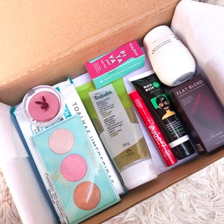 Kit Skincare E Maquiagem Mimo De Blogueira Caixa Produtos De Beleza