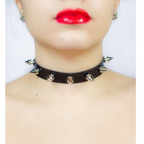 Gargantilha Choker ARGOLA em metal em couro Preta Escorrega o Preço