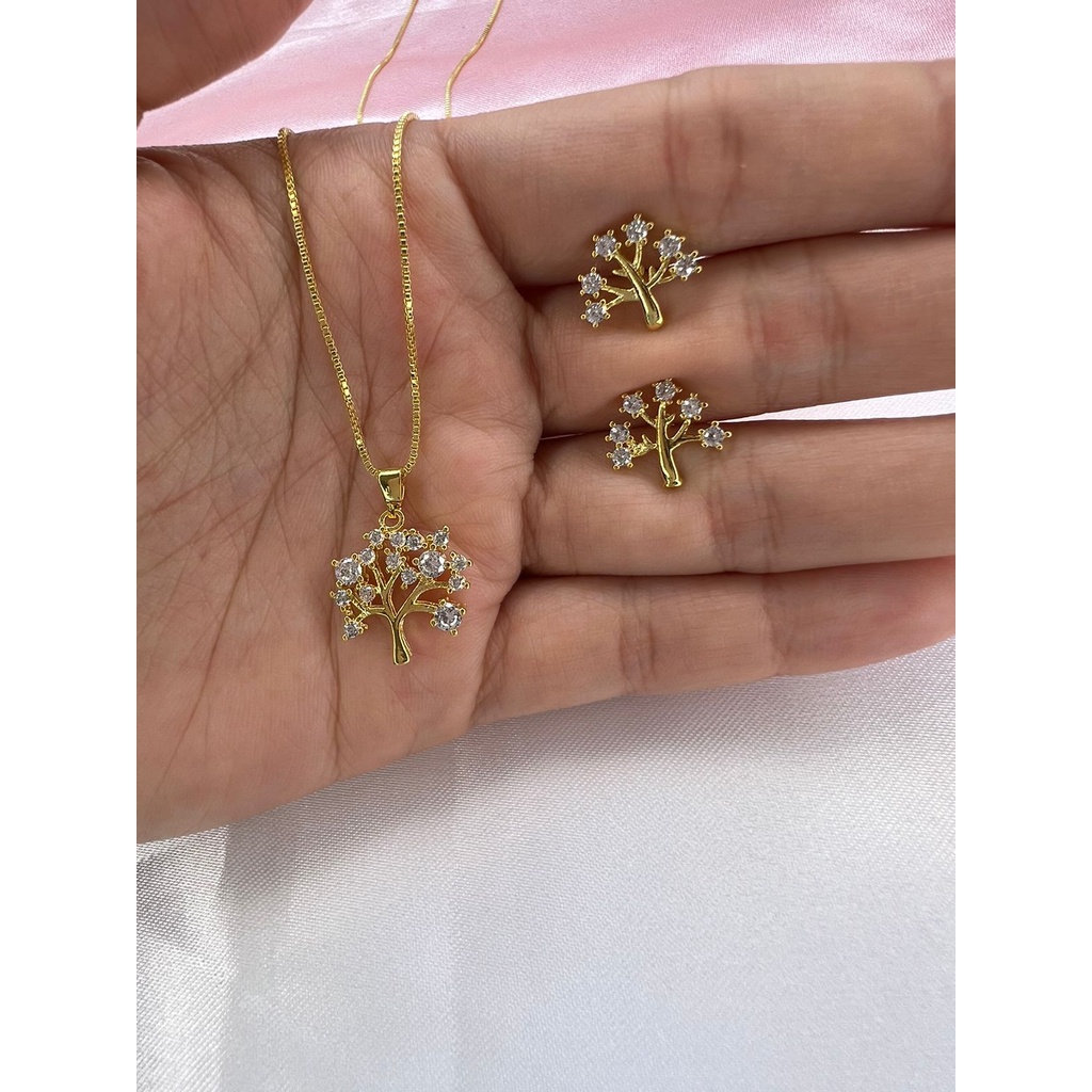 Conjunto Colar e Brinco Árvore da Vida Cravejado Banhada em Ouro 18K