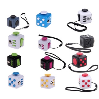 Fidget Cube Toy Dado Mini Cubo Anti Estres Controla Ansiedade Lados