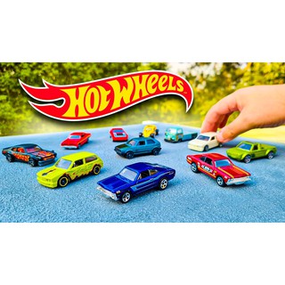 Kit Com3 Carrinhos Hot Wheels Sortidos Mattel Colecionaveis Shopee Brasil