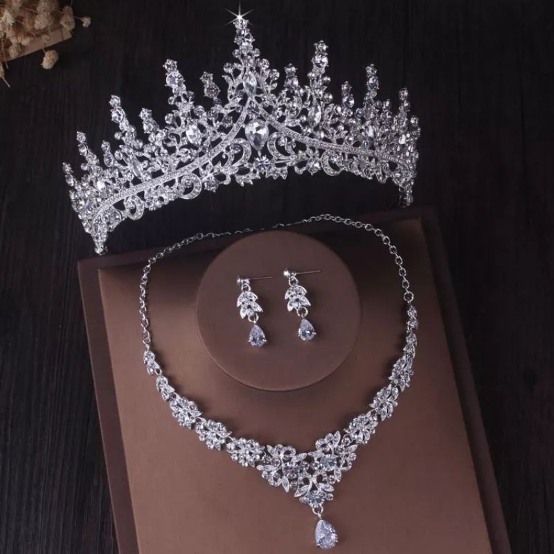 Conjunto De Tiara Brinco E Colar Para Noivas Casamentos E