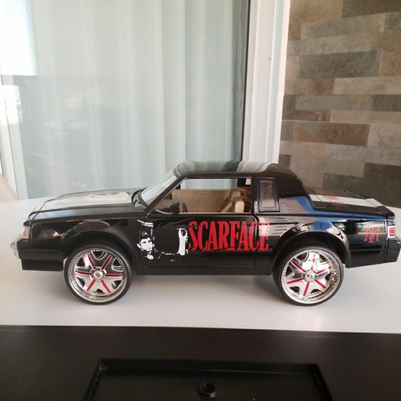 Miniatura Scarface - Buick Regal 1987