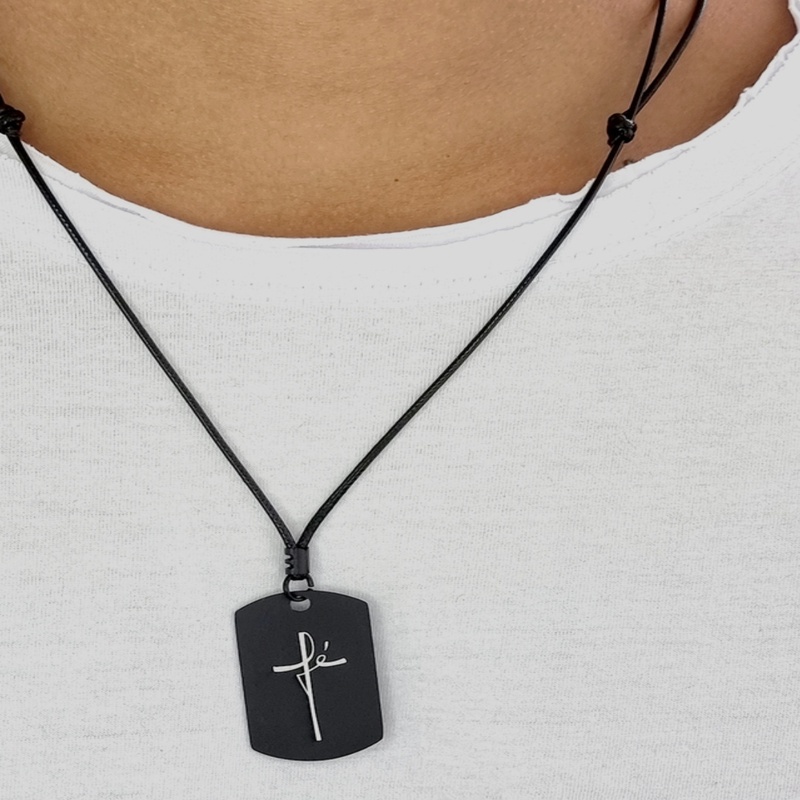 Colar Cordão longo Masculino Com Pingente Placa Prateado Preto Fé Ajustável