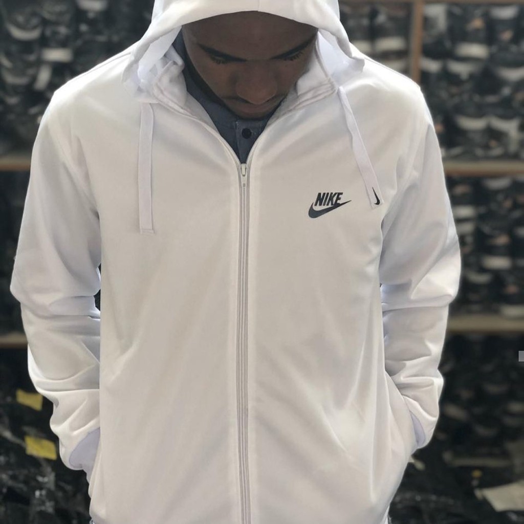 casaco da nike lançamento