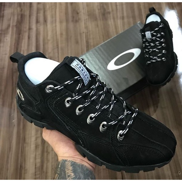 tenis oakley 100 reais