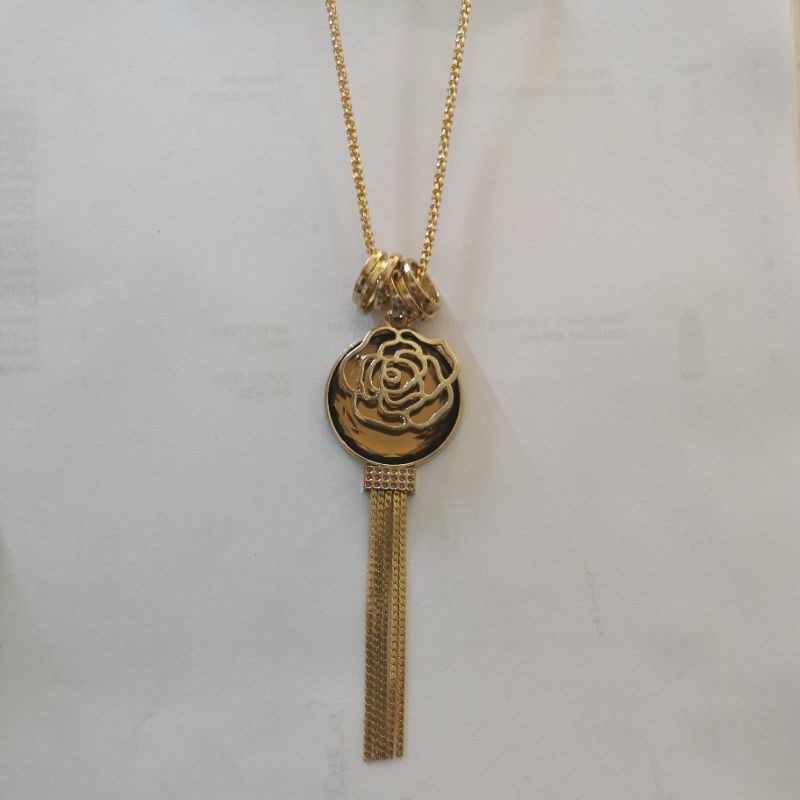 colar Acessório de moda dourado longo com com pedra flor e franja /suéteres/ vestidos