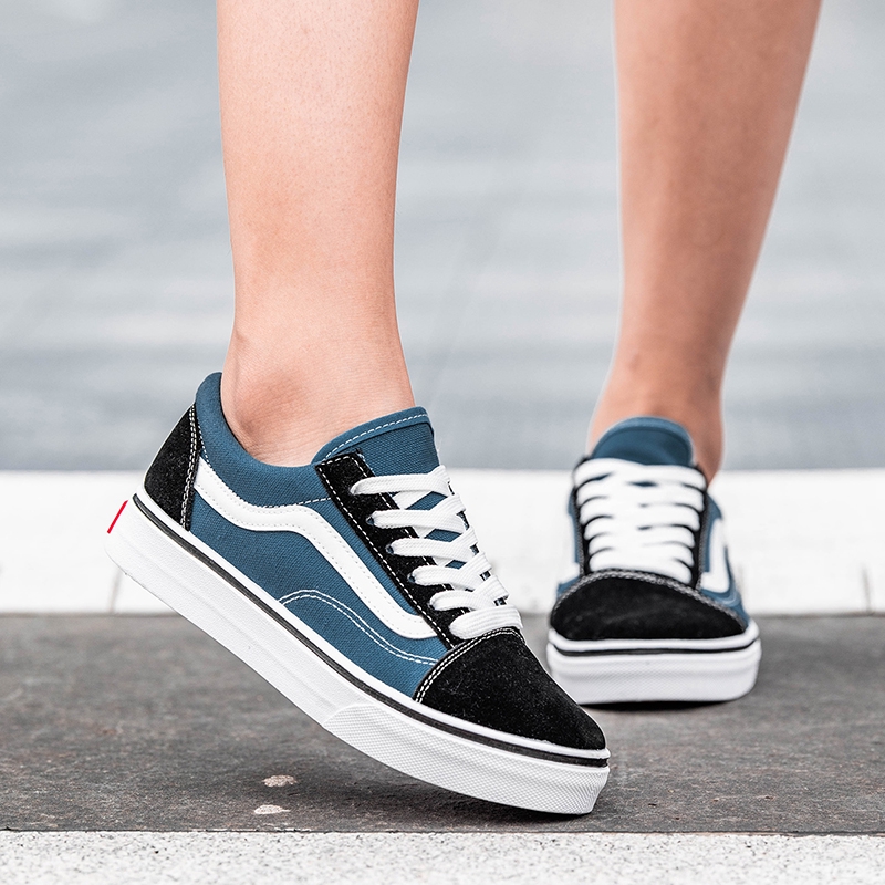 vans azul e preto