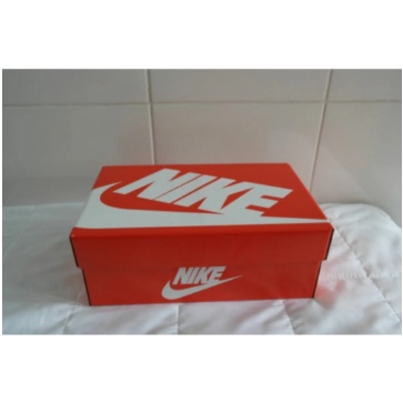 Caixa de sapato store nike