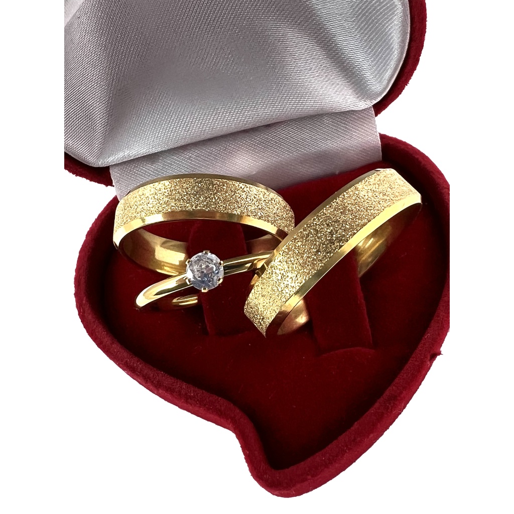 Par Aliança 6mm de Casamento e Noivado Jateada Diamantada + Anel Solitário Pedra Zircônia - Fashion Accessories