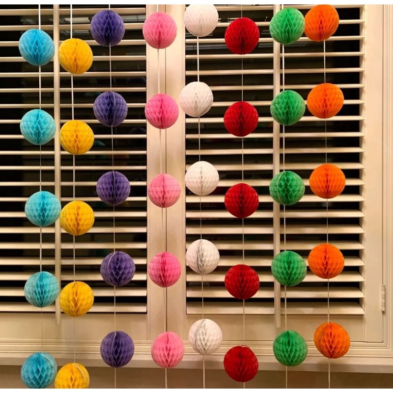 Cortina Balão Colmeia de Papel 1 Fio 2,80m Decoração Festa Aniversário Chá de Bebê Casamento Fundo de Painel Infantil