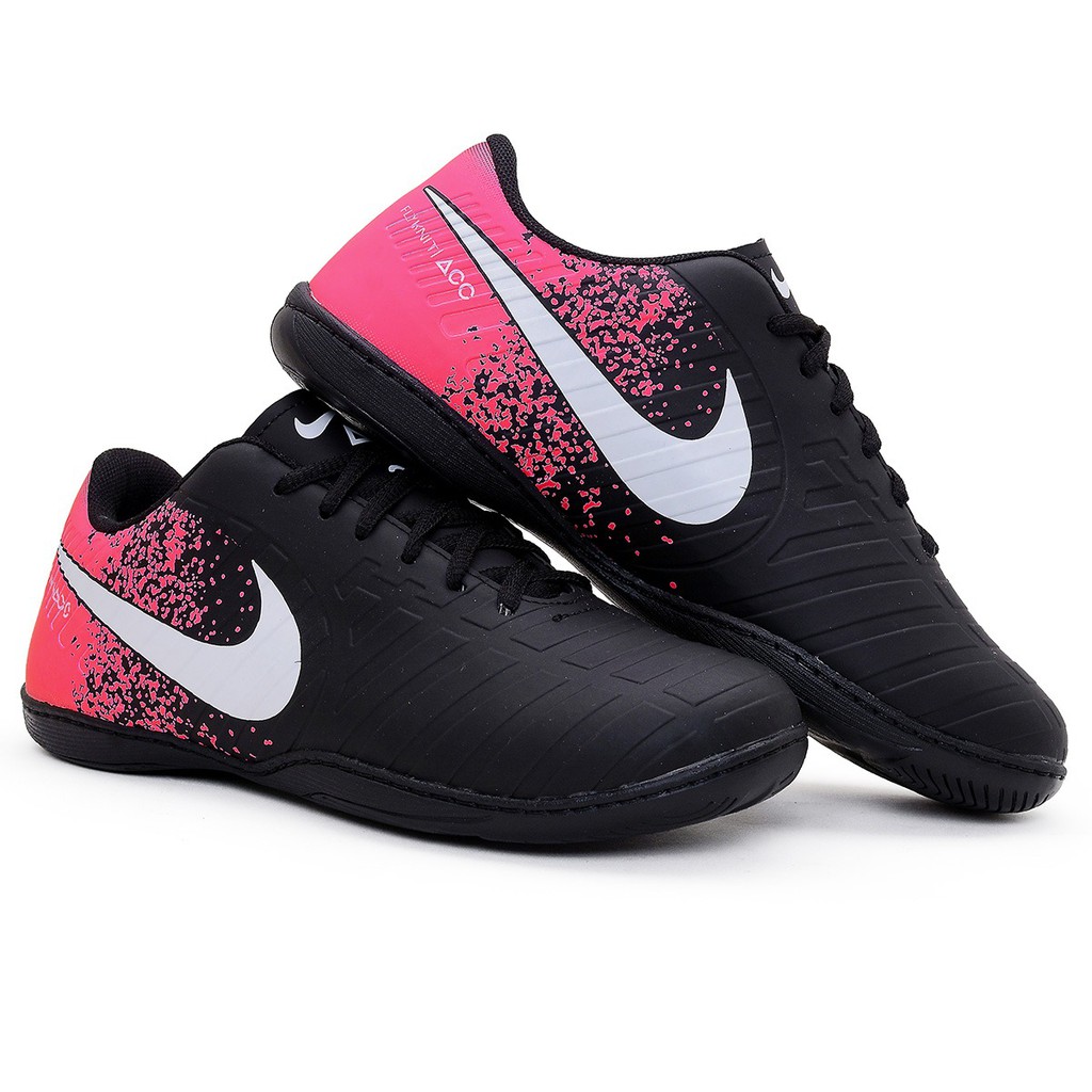 Tenis sales futebol feminino