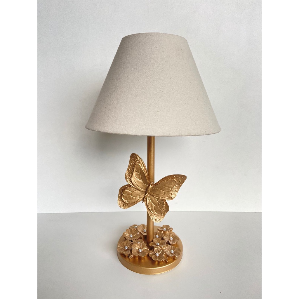 Abajur Borboleta e flores Dourado Cúpula Bege em Oferta na Shopee