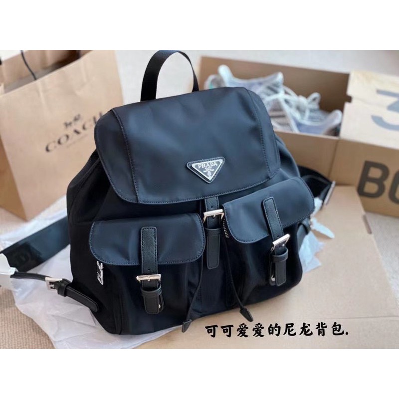 mochila prada