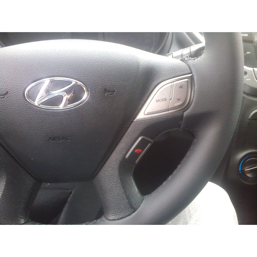 capa de volante costurada HB20