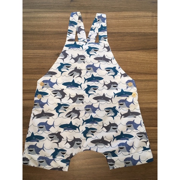 jardineira masculina muito fofa ❤️