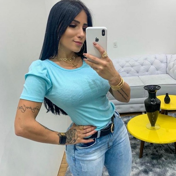 Blusa feminina manga bufante curta malha canelada com elastano promoção moda blogueira