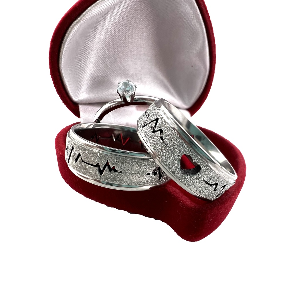 Par de Aliança Batimento Coração Vazado Prata Diamantada de Namoro/Compromisso/Noivado em Oferta na Shopee