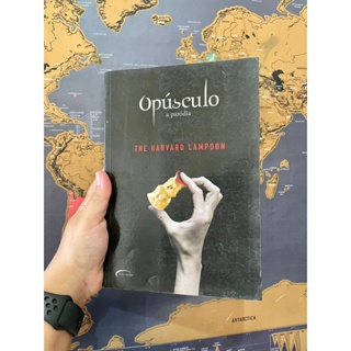 Opúsculo a paródia em Oferta na Shopee