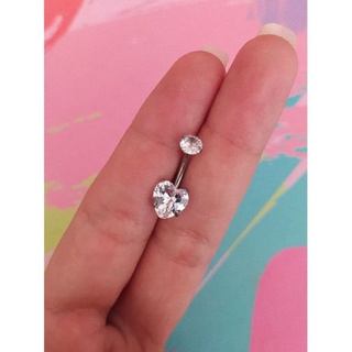 Piercing de Umbigo Coração Com Strass Banana Bell Titânio Zircônia