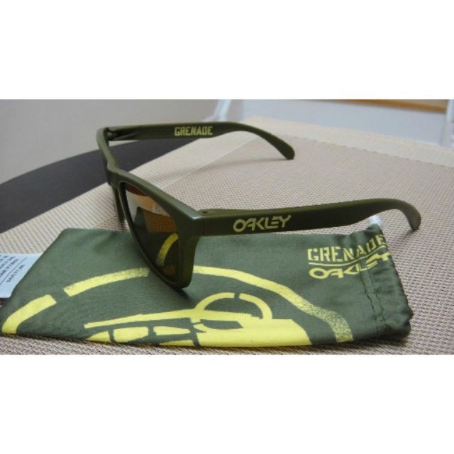 Óculos Oakley Grenade Frogskin | Shopee Brasil