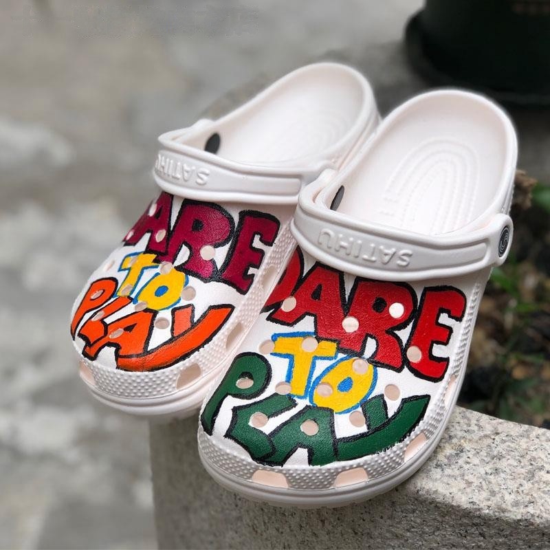 hand painted crocs