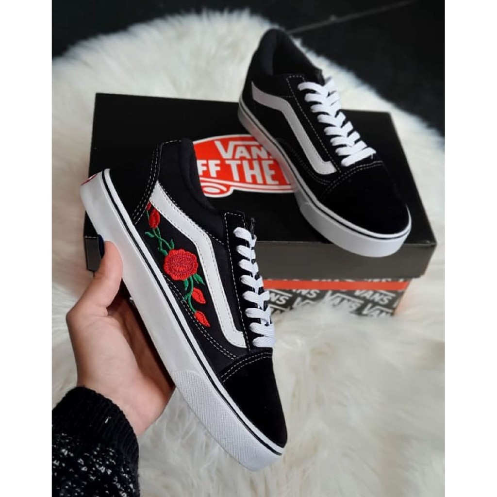 vans bordado floral