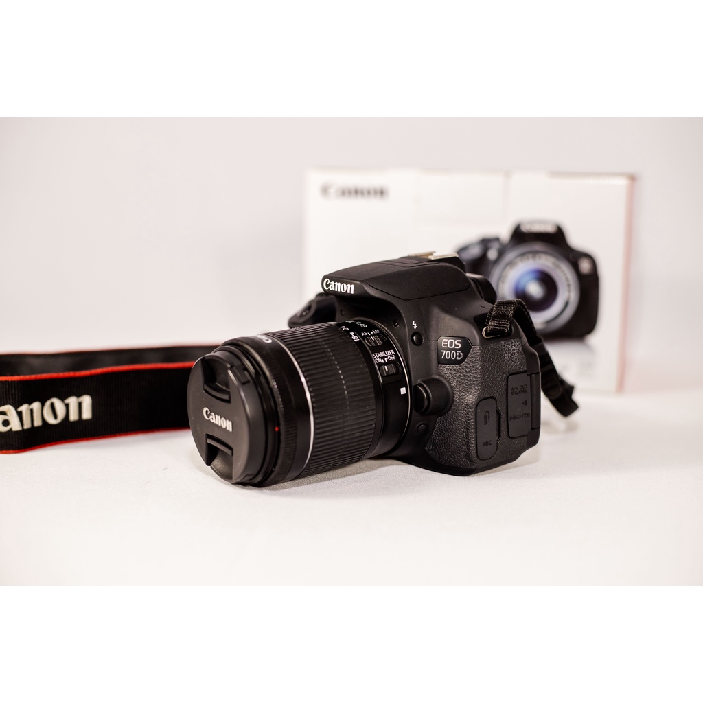 canon 700d kit price