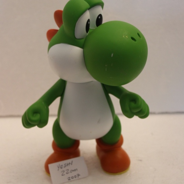 (cx 9) boneco yoshi 22cm vinil emborrachado 2007 nintendo oficial  articulado pernas braços cabeça