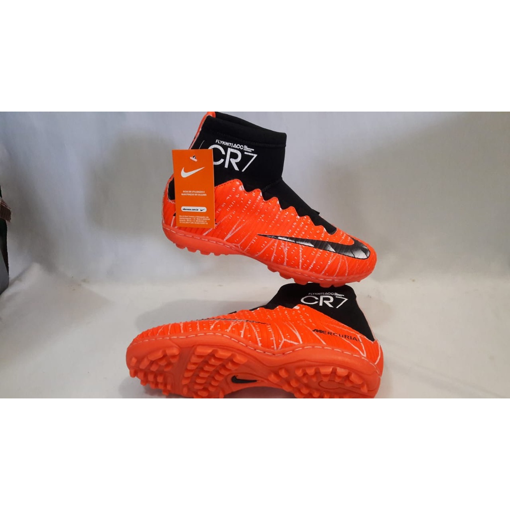 Chuteira botinha hot sale nike laranja