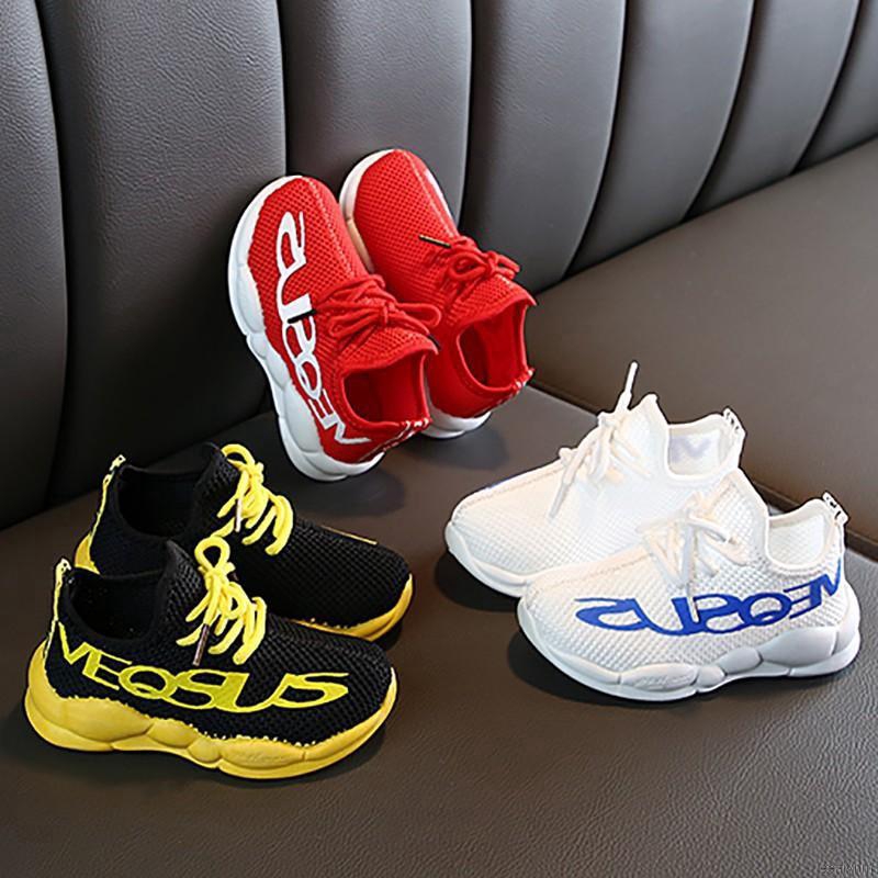 marca de tenis com a letra s