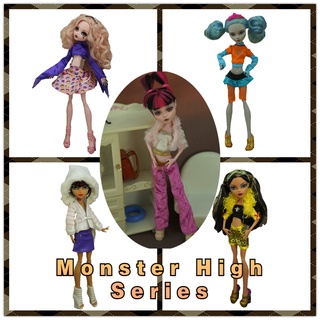 Roupa De Boneca Monster High Escolar De Alta Potência De 9 Polegadas