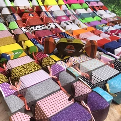 10 Caixa Bombom Caixa Bala Surpresa Doce festa 50 cores//