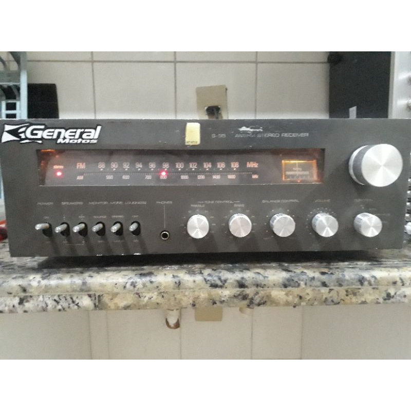 Receiver Gradiente S-95 Funciona Quase Tudo Menos Am Demais Funções Funcionam Muito Bem.usado