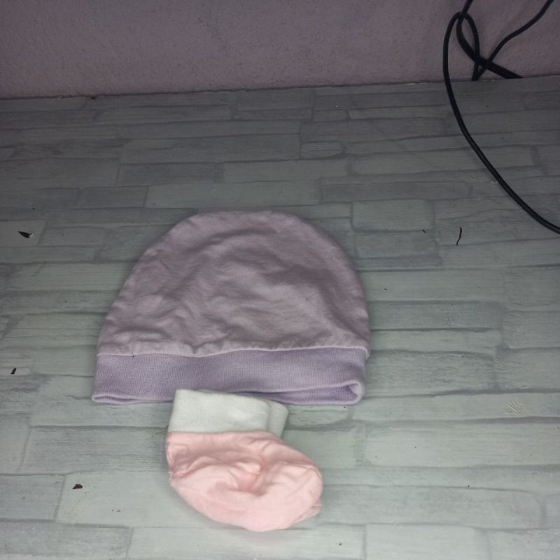 Kit para recém-nascido 1 par de sapato  1 touca usado