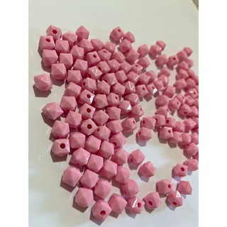 Pedraria cristal cubo quadrado dadinho acrilico 8mm, 500g Cores Leitosas artesanato