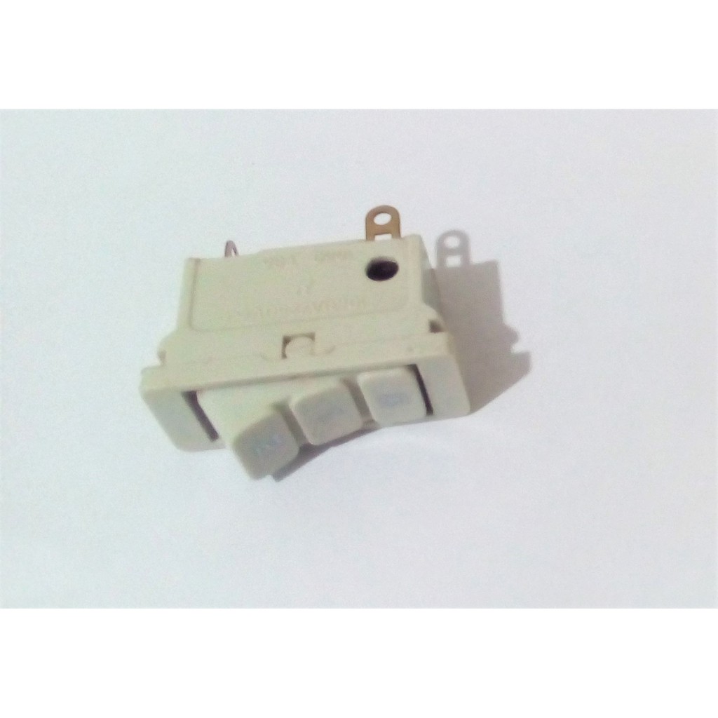 Interruptor  10 (3)a 250 V. Miniturbo Arno Nmta