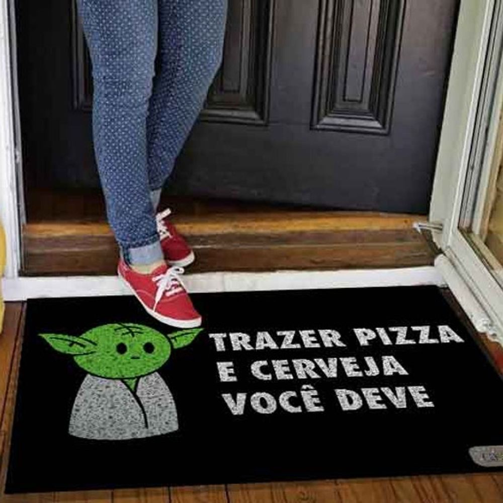 tapete Capacho star wars Mestre Yoda Trazer Pizza Você Deve - 60 X 40cm.
