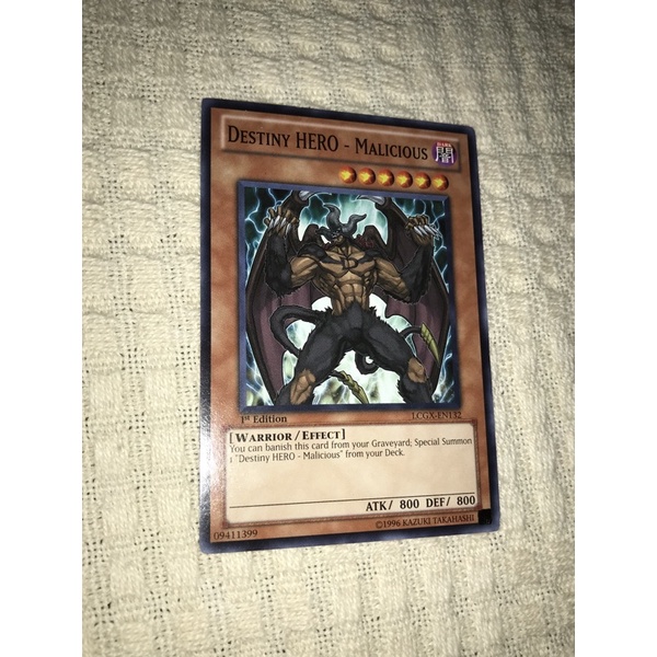 Carta de yugioh original Yu-Gi-Oh yu gi oh cards card game  Destiny hero - malicious LCGX-EN0132