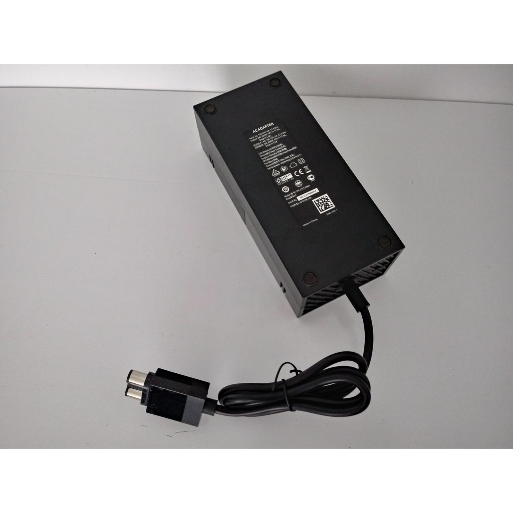 Fonte Xbox One Fat COM DEFEITO SUCATA