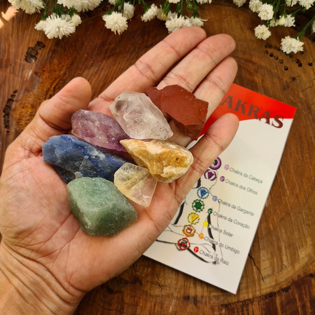 7 Pedras Chakra Bruta - Cristal, Ametista, Quartzo Azul, Quartzo Verde, Citrino, Calcita Laranja e Jaspe Vermelha em Oferta na Shopee