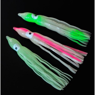 JK 10pcs Borracha Saias Lula Polvo Luminosa Macio Iscas De Pesca Cor Onda Do Mar Equipamento Jigging Isca