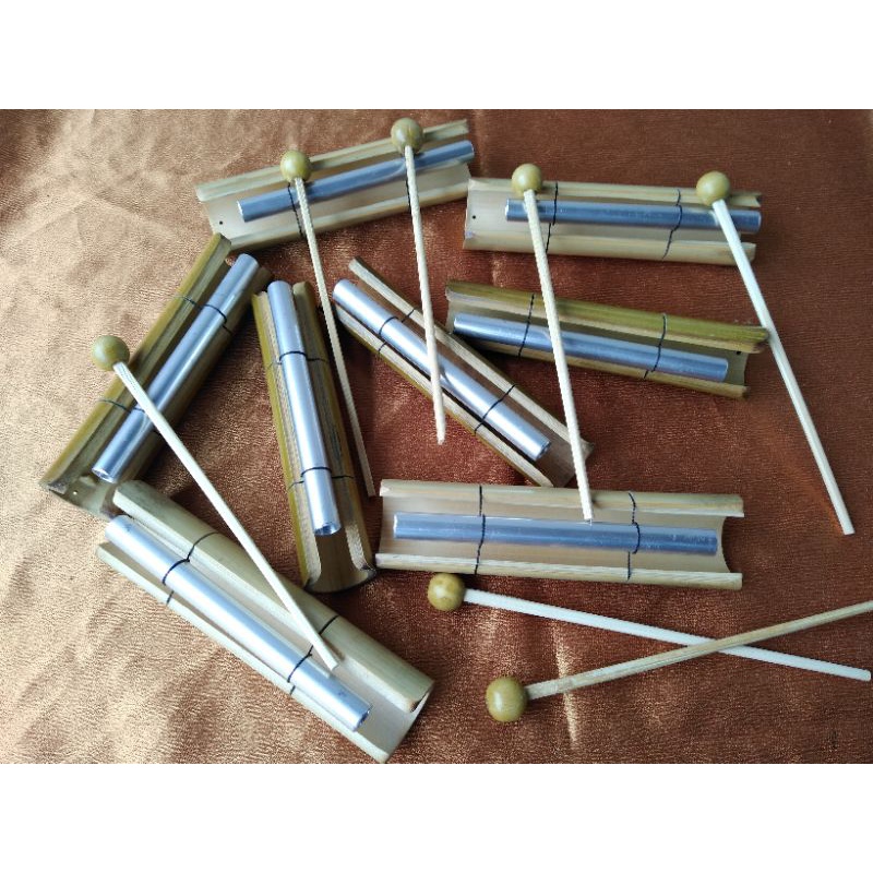 Pin com baqueta Bambu Percussão contação de histórias Musicoterapia musicalização infantil