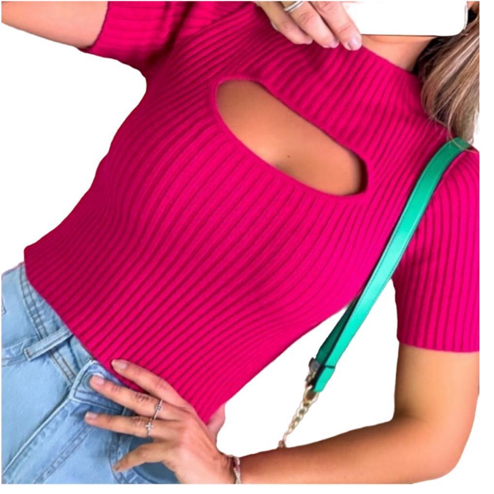 Blusa Gola Alta Manga Curta Tricot Tricô Canelado Detalhe Decote Decotada