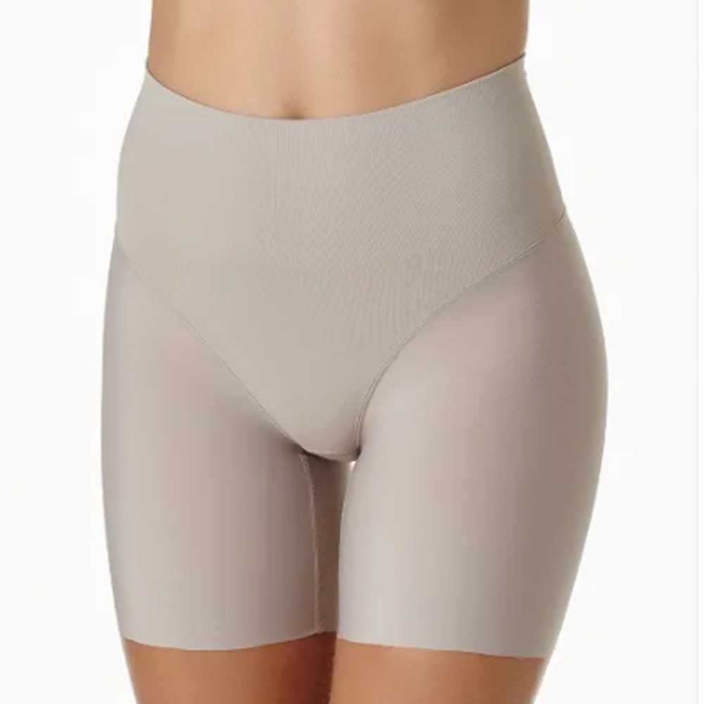 Bermuda modeladora Control Liz em Oferta na Shopee