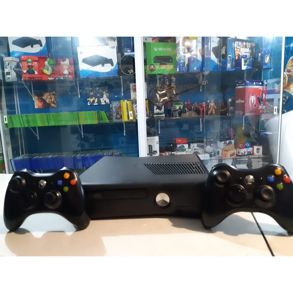 Console Xbox 360 Slim Com 2 Controle Semi Novo Menor Preco Shopee Brasil