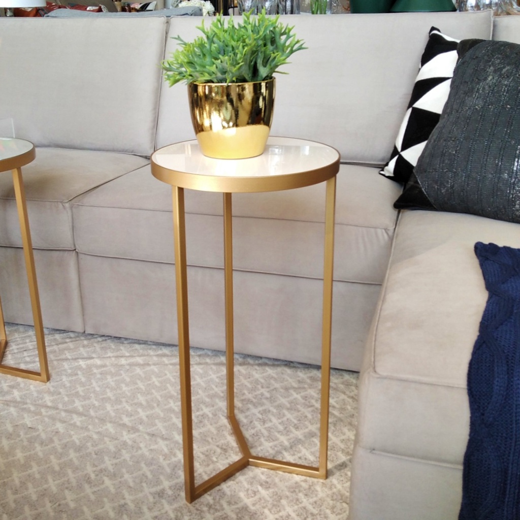 Mesa Lateral - Esquinas ( 64cm altura )