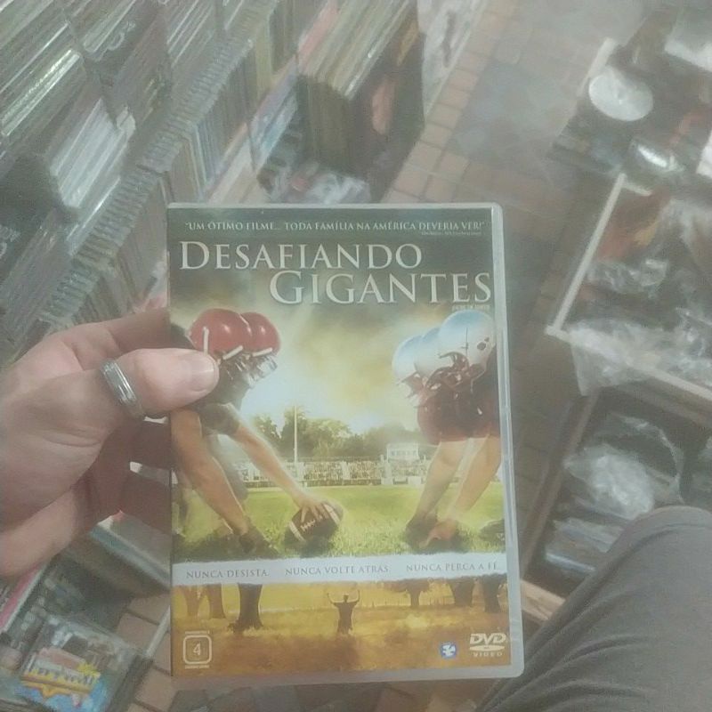 Dvd Desafiando Gigantes Excelente Estado Shopee Brasil