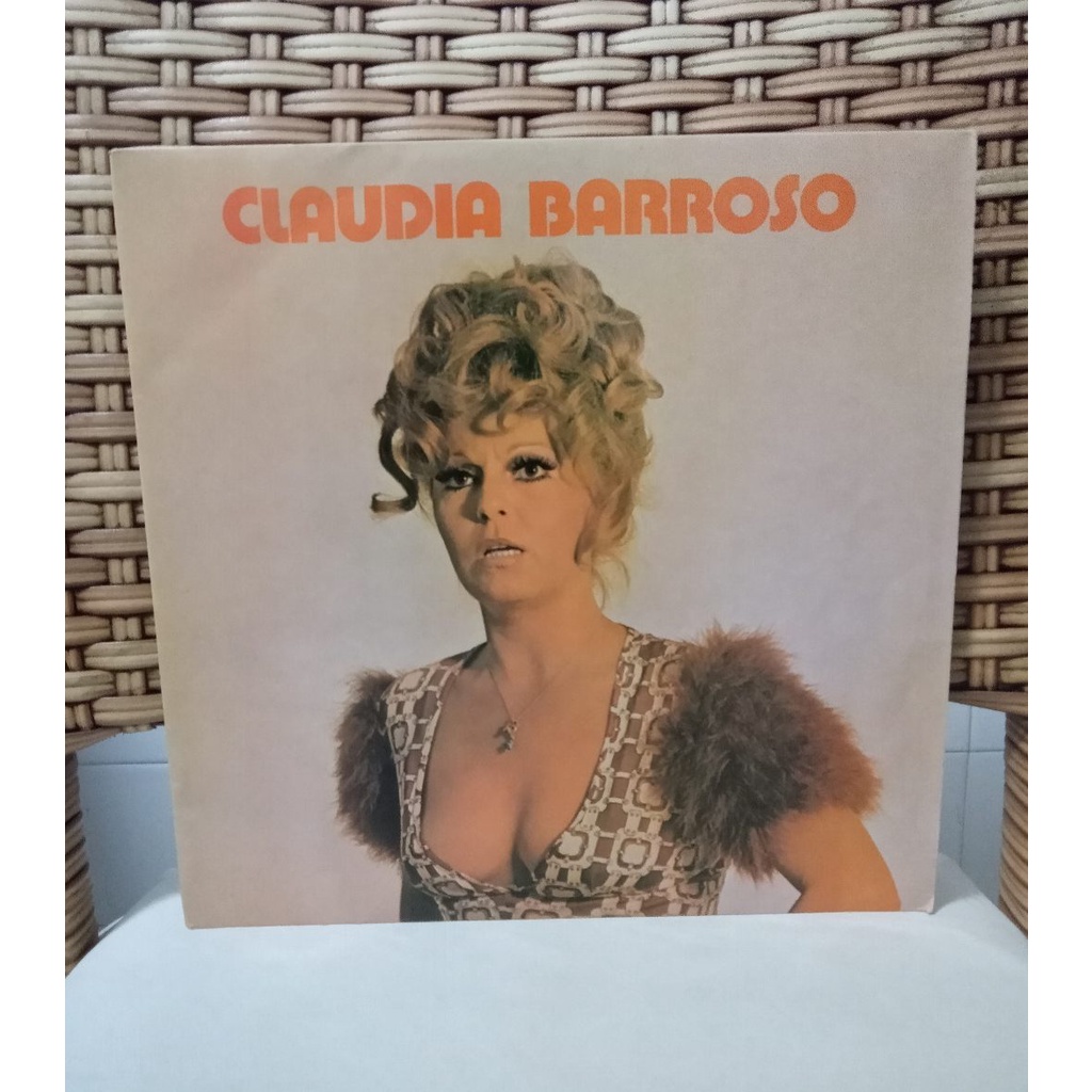 LP Claudia Barroso - (1973 - Continental - arranjosPortinho - com Juazeiro de Luiz Gonzaga)